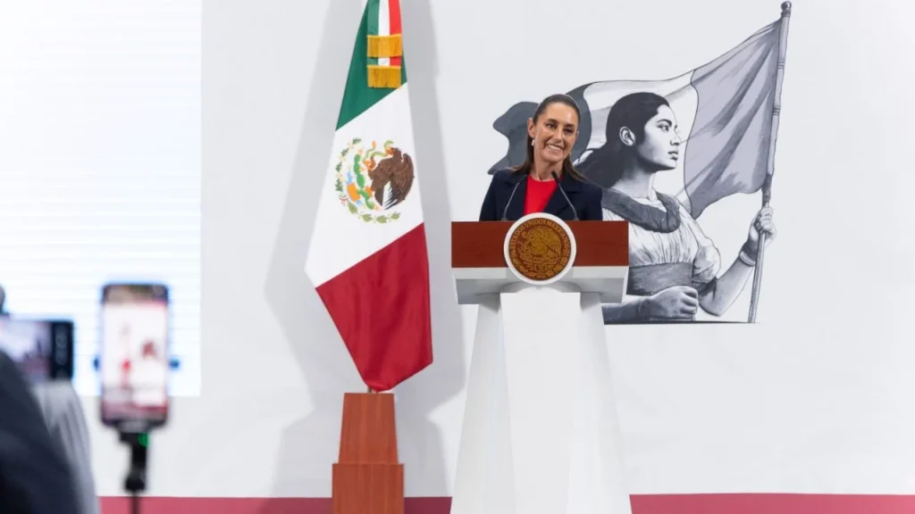 Claudia Sheinbaum durante la Mañanera del Pueblo
