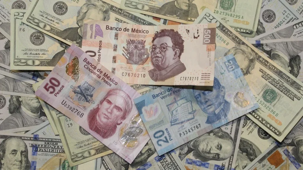 ¿Cuánto cobran los bancos en México por transferencias internacionales?
