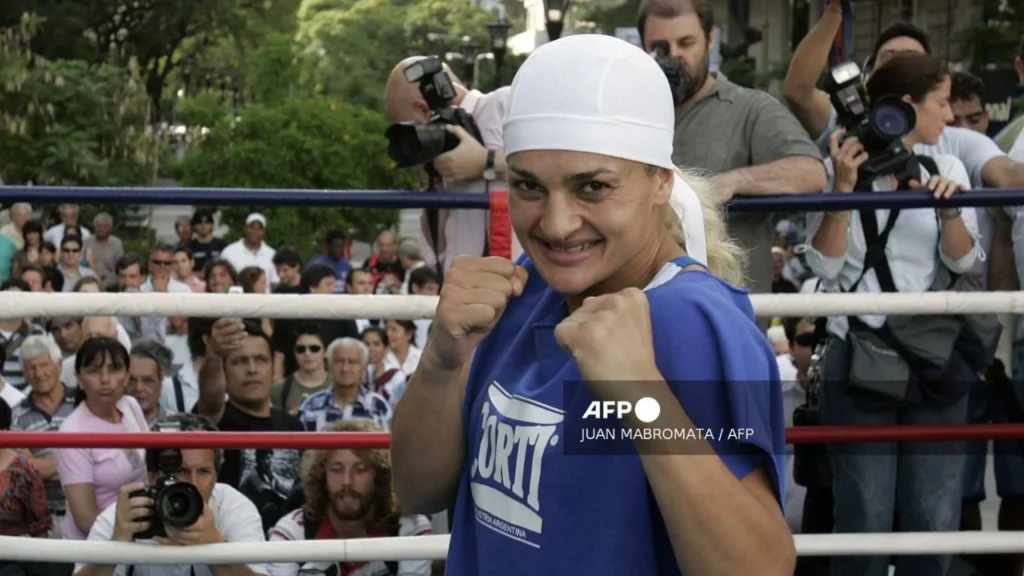 ¿De qué falleció la boxeadora argentina Locomotora Oliveras?