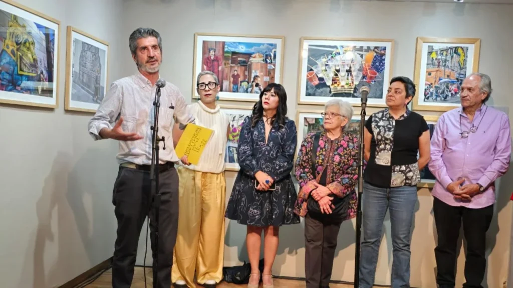 El Museo del Archivo de la Fotografía en CDMX, inauguró la exposición "Tenochtitlán", del fotógrafo Pablo Ortiz Monasterio.