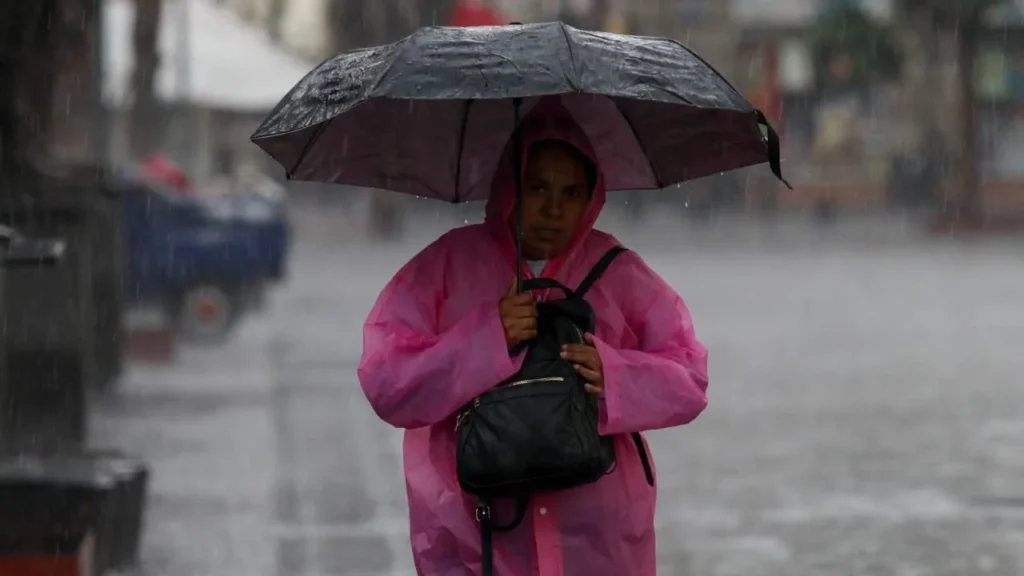 Lluvias fuertes y calor extremo para el clima hoy, toma precauciones