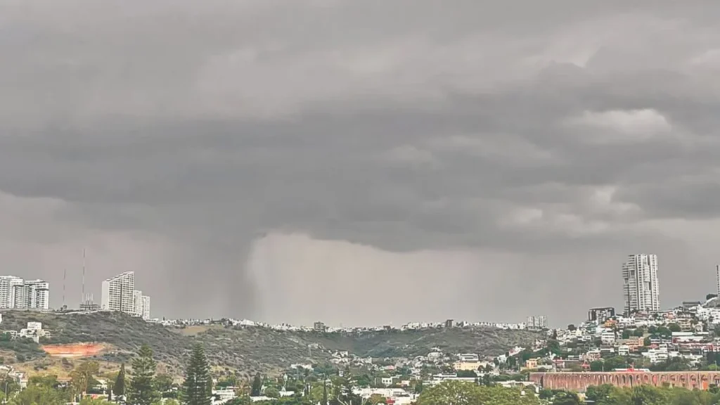 ALERTA. El municipio de Querétaro señaló que las medidas de emergencia permanecerán hasta que las condiciones meteorológicas mejoren.