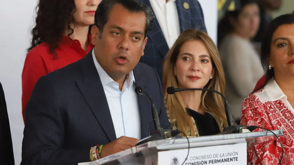 Sergio Gutiérrez Luna se defiende ante señalamientos por exhibición de lujos