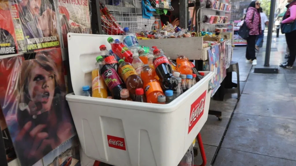 Refrescos son la principal causa de diabetes en mexicanos, afirma Salud