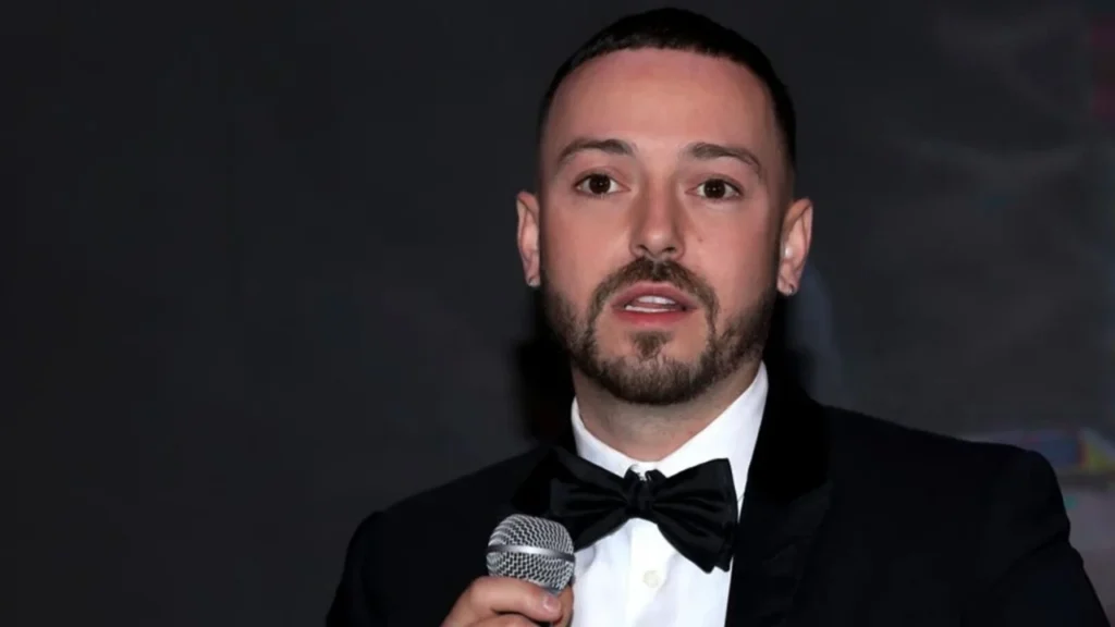 Pee Wee, exvocalista de Kumbia Kings, terminó arrestado por conducir bajo los efectos del alcohol.