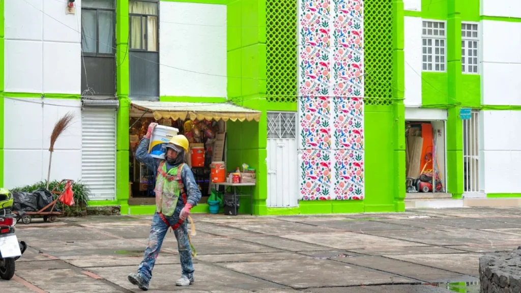 Desde Iztacalco, Clara Brugada dio a conocer el nuevo programa 'Otoch', para mejorar unidades habitacionales y que se definirá en 10 puntos.