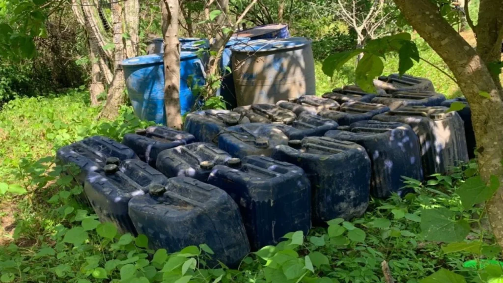En Culiacán las Fuerzas Federales aseguraron 8 "narco bodegas" con valor de 7.6 mil millones de pesos.