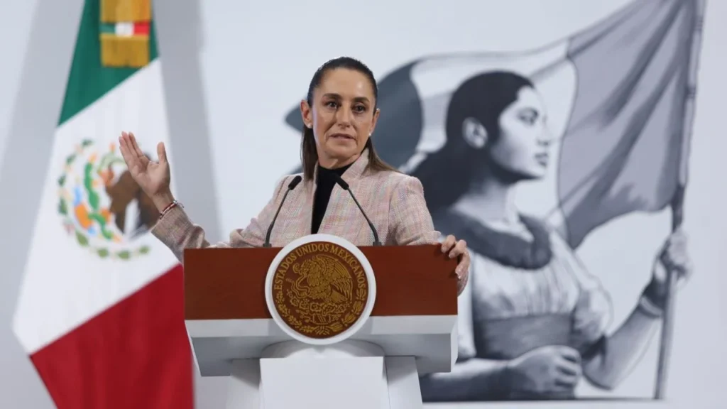 Sheinbaum aseguró que las becas del gobierno federal son universales pues deben asegurar condiciones de igualdad en la educación básica.