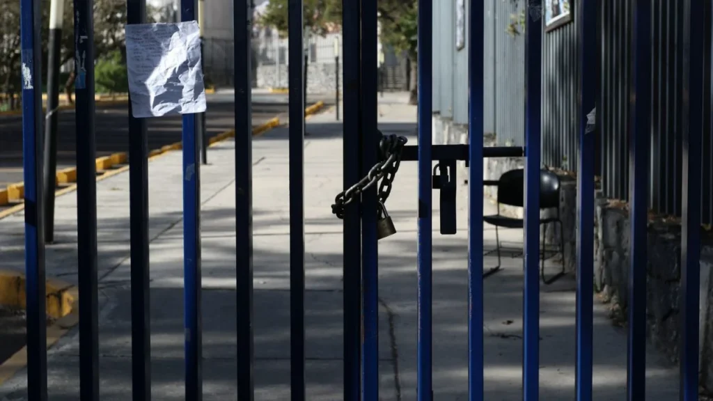 La FES Aragón de la UNAM suspende clases presenciales por lluvias para este miércoles.