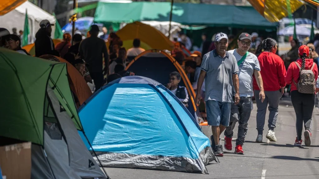 Integrantes de la Furcap llegaron a la CDMX para instalar un plantón frente a Segob