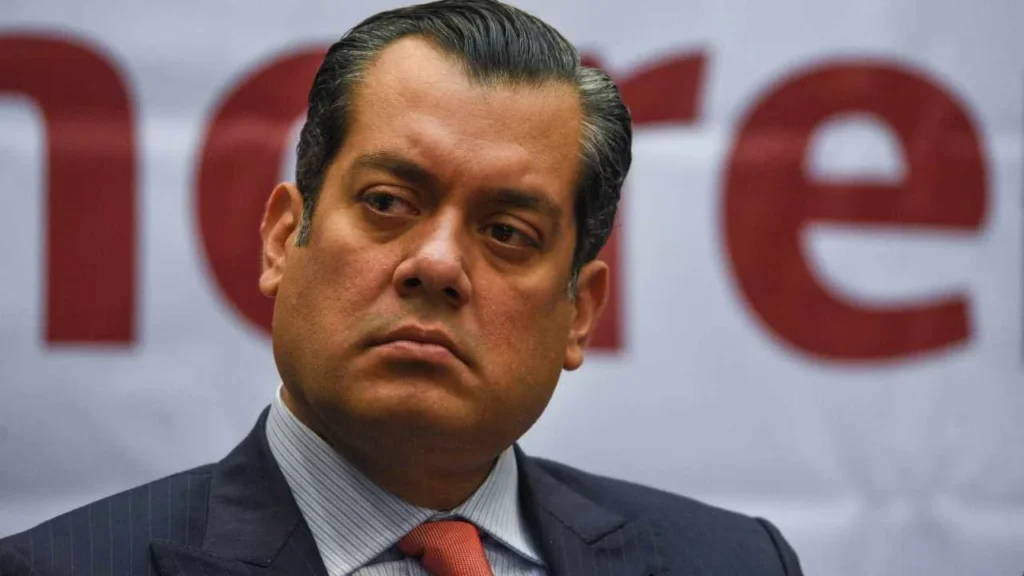 El presidente de la Mesa directiva de la Cámara de Diputados, Sergio Gutiérrez Luna, afirma que tiene lujos por la iniciativa privada.