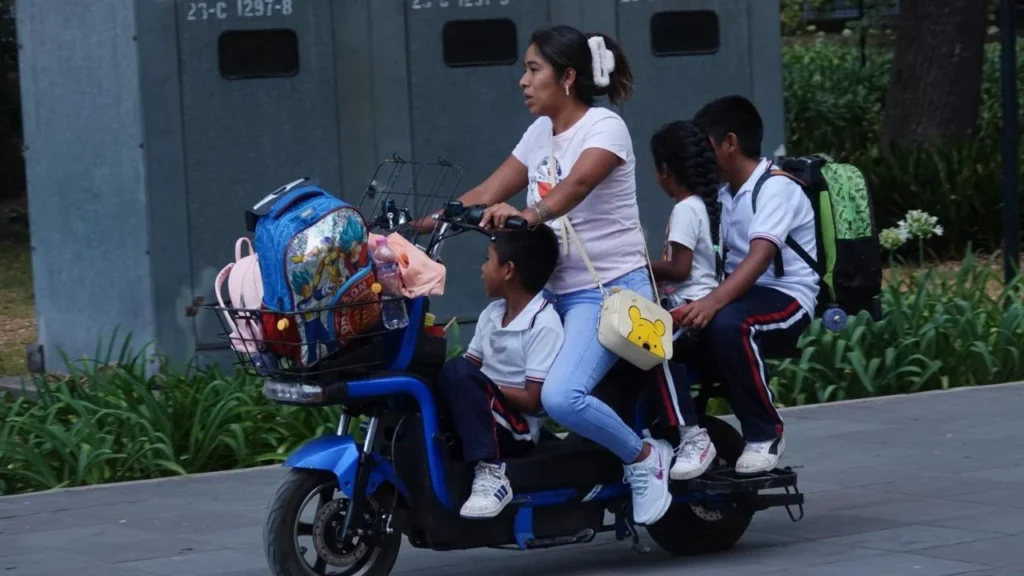 Con la aprobación de la Ley Scooter, usuarios de estos dispositivos y bicicletas eléctricas deberán tener una licencia.
