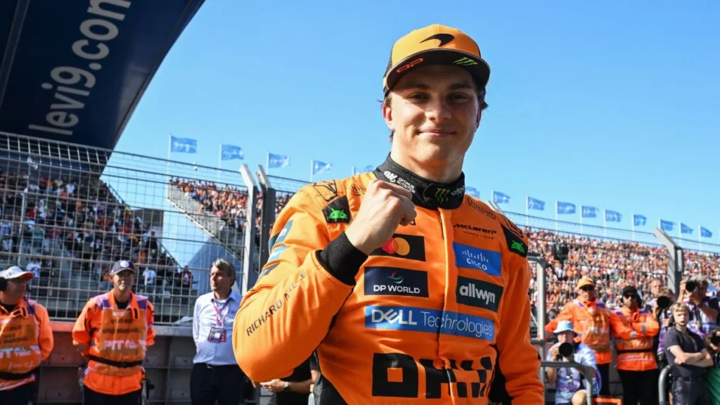 Oscar Piastri se llevó la 'pole position' del GP de Países Bajos, Norris y Verstappen completaron la tercia.