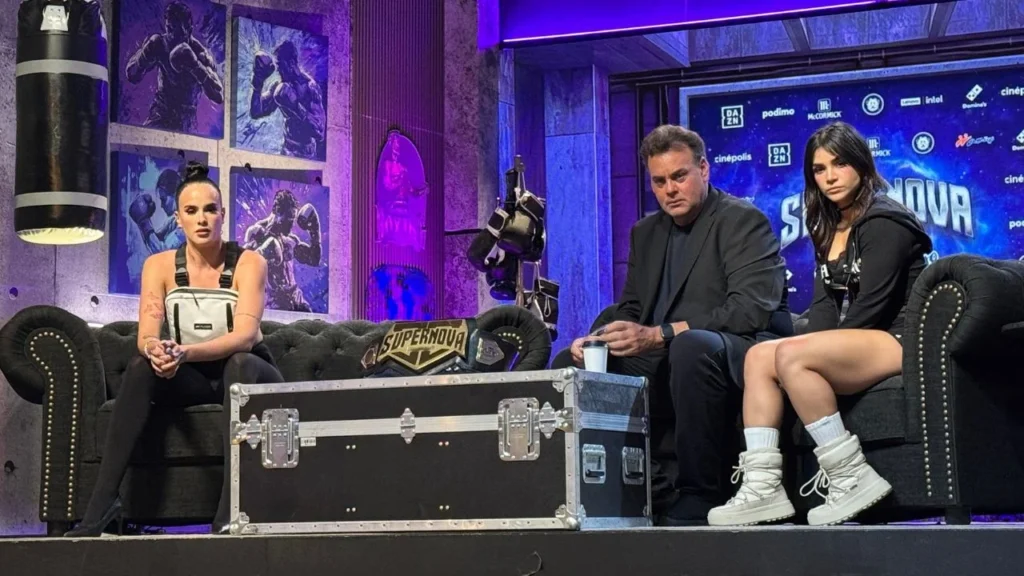 Adrián Marcelo le mostró su total apoyo a Alana Flores previo a su pelea contra Gala Montes.