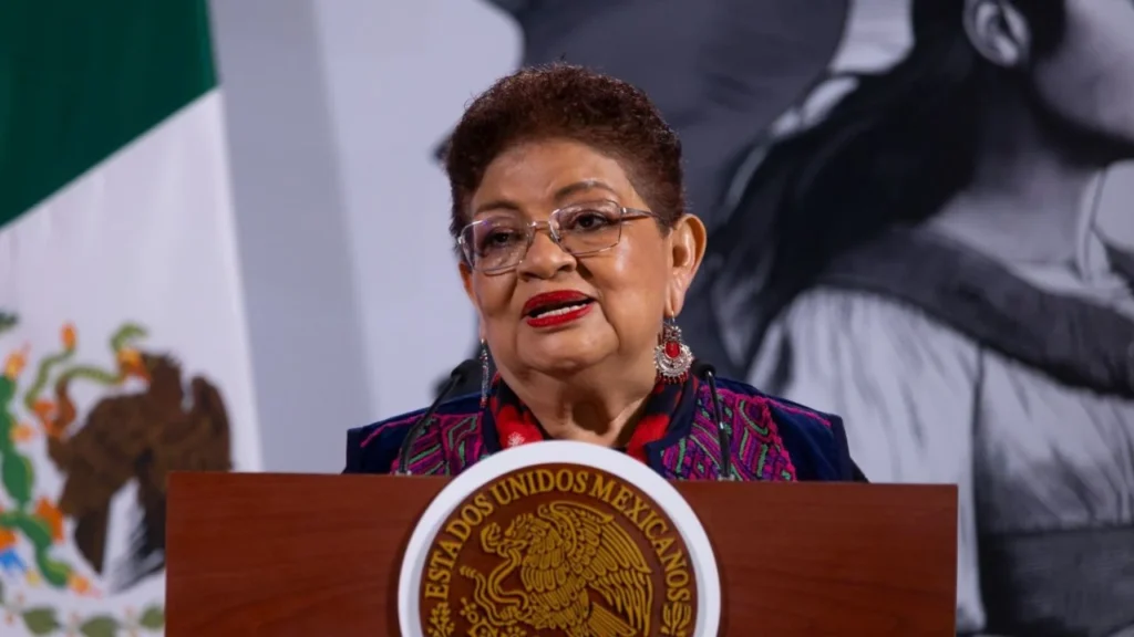 La consejera jurídica del gobierno federal, Ernestina Godoy, expresó que la FGR debe investigar a fondo lo ocurrido ayer en el Senado.