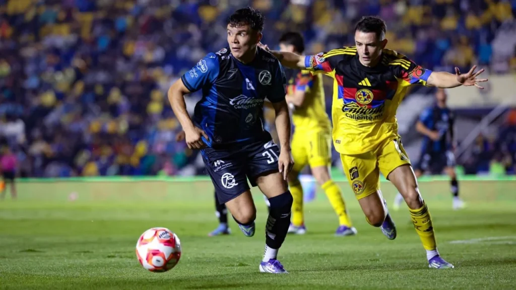 Las Águilas del América vencieron apenas con un gol a los Gallos Bancos de Querétaro por lo que ocupan el lugar tres en la tabla del Apertura.
