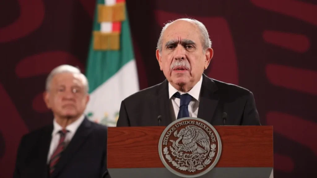 Pablo Gómez deja la UIF y ahora será el encargado de confeccionar una propuesta de reforma electoral de la presidenta Claudia Sheinbaum