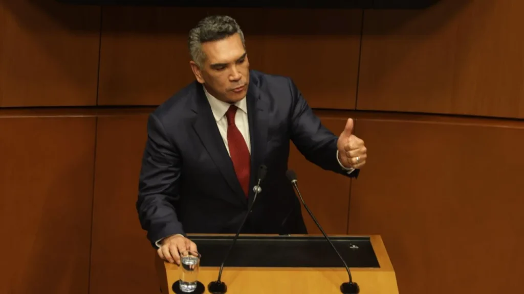“Yo no estoy acusado de tener vínculos con el crimen organizado”: Alito Moreno; “lo suyo es el lodazal”, responde Adán Augusto.