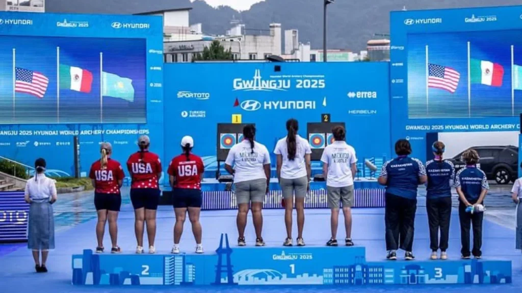 En la rama mixta, Maya Becerra se adjudicó la presea de bronce junto a Sebastián García en el Campeonato Mundial de Tiro con Arco, Corea del Sur