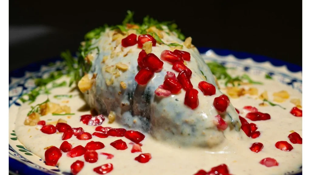 Los chiles en nogada, cada septiembre, su colores evocan a la bandera y se convierten en un plato que une familias , llena de sabor las fiestas patrias y reafirma que la gastronomía también es identidad