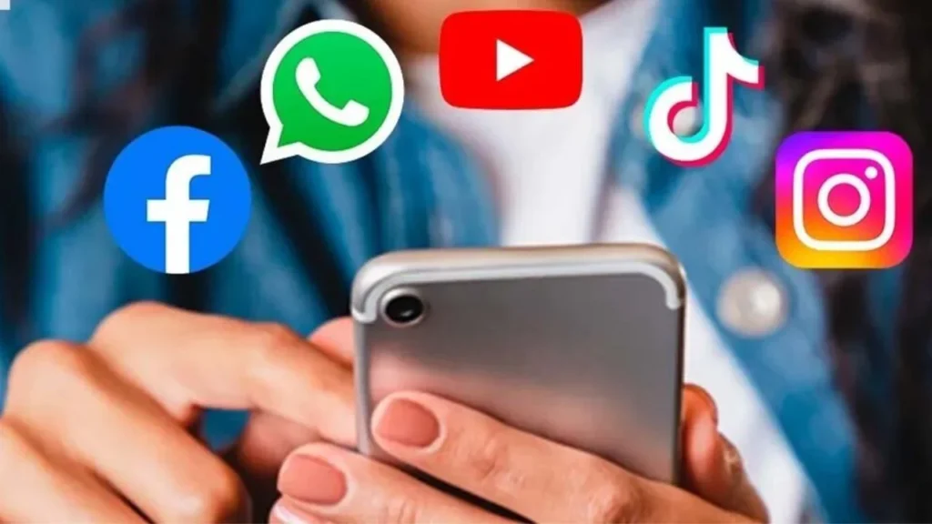 Monreal, dijo que al cancelar las suscripciones a las plataformas digitales es “imposible” ya sea de manera telefónica de entretenimiento, música, videojuegos, es un “calvario”.