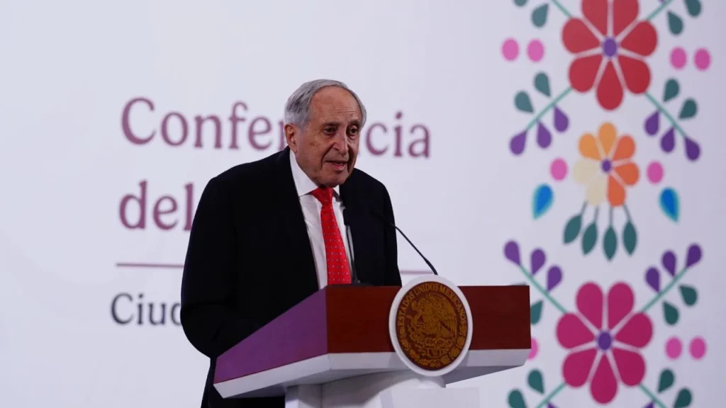 Prevención. El secretario de Saludo hizo el llamado a la población a completar los esquemas de vacunación en la batalla contra el sarampión