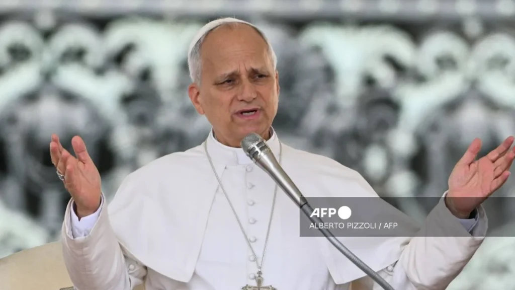 Papa León XIV descarta cualquier reforma sobre diaconisas y fieles LGBTQ+