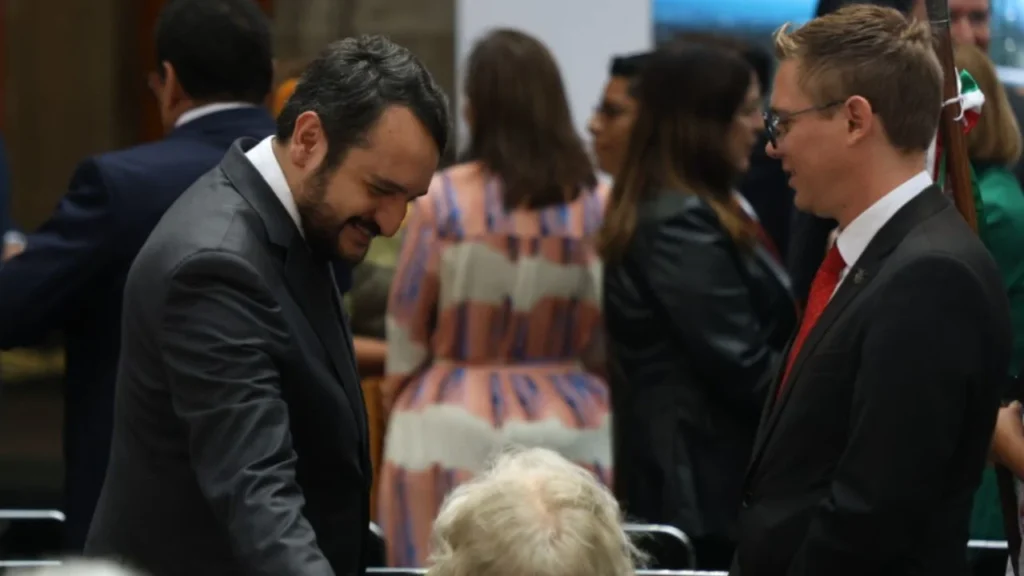 Palacio Nacional. Entre los invitados especiales en su Primer Informe de Gobierno de la presidenta Sheinbaum estuvo el magnate Carlos Slim y el secretario de Organización de Morena, Andrés Manuel López Beltrán. 