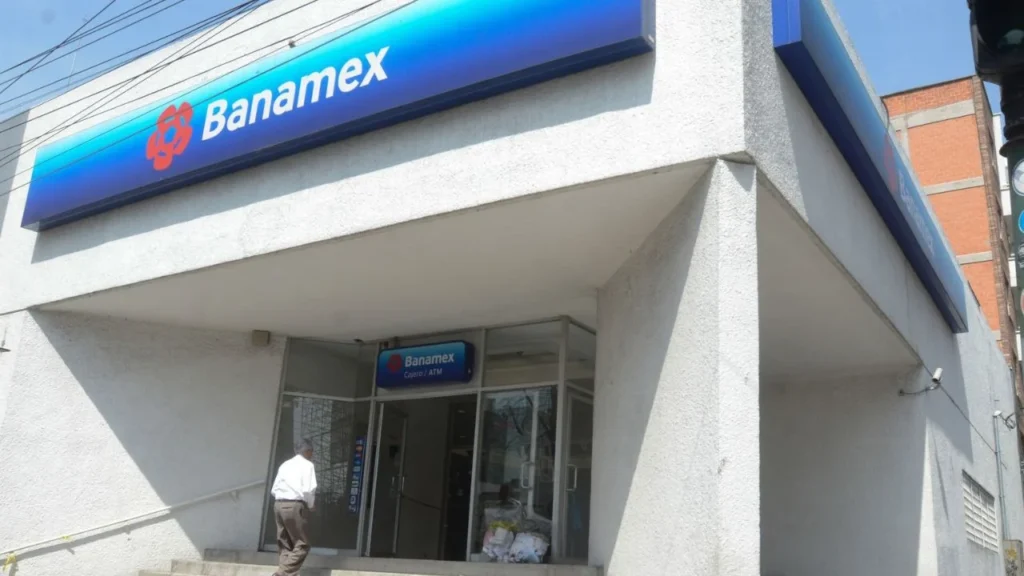 En medios de fiestas patrias, Banamex invitó a todos sus clientes y usuarios reflexionar para alcanzar también la independencia financiara.