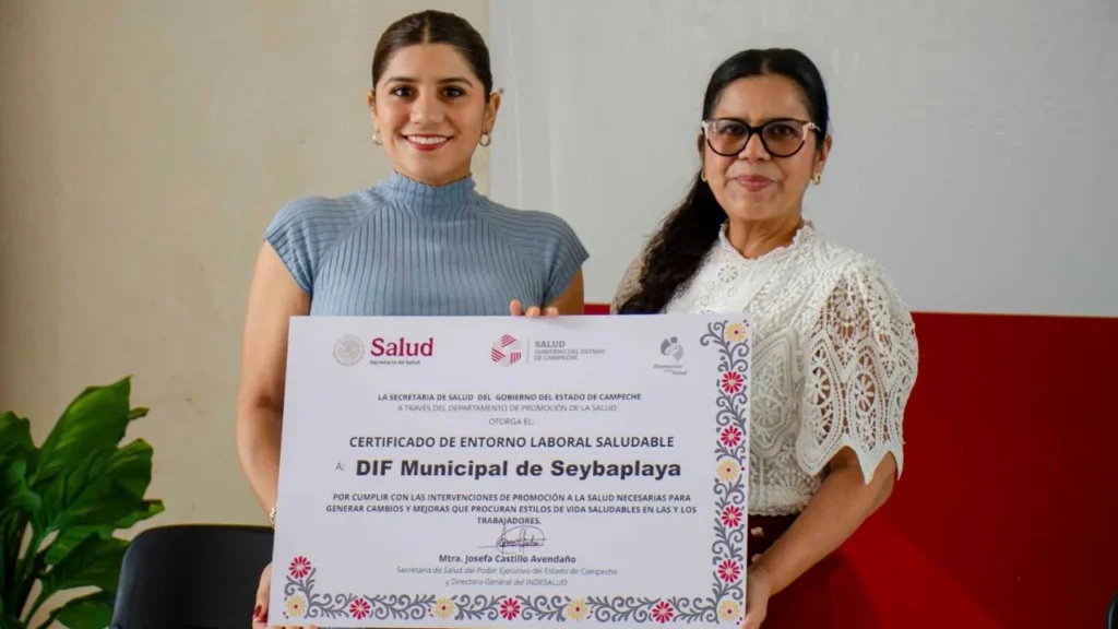 El reconocimiento se entregó a instituciones de Seybaplaya que promueven y protegen la salud, seguridad y bienestar de los trabajadores.