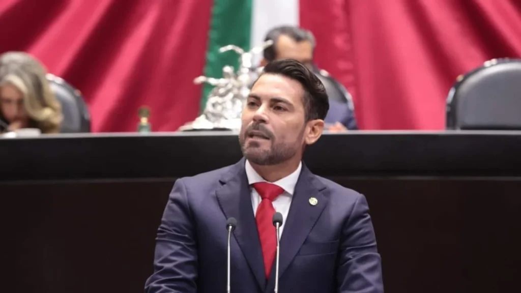  El diputado Christian Castro lamentó que las familias mexicanas sigan careciendo de lo esencial a 7 años de la supuesta transformación.
