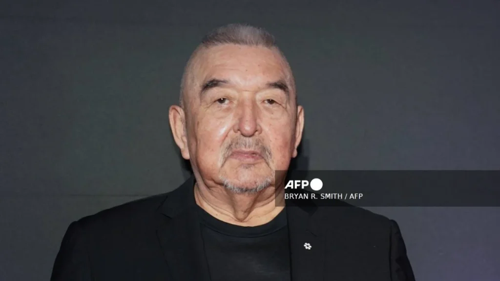 El actor canadiense de origen indígena, Graham Greene, falleció a los 73 años de edad, tras luchar por mucho tiempo con una enfermedad.