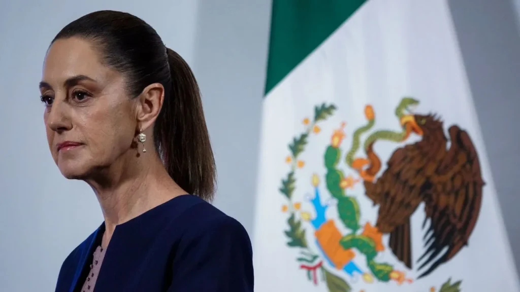 Claudia Sheinbaum reiteró que los programas sociales están blindados en el Paquete Económico 2026 presentado.