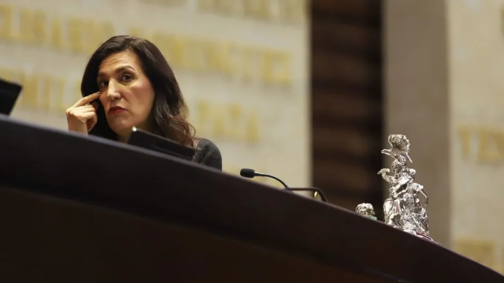 Kenia López Rabadán indicó que se debe priorizar la autonomía de la UNAM en función de la seguridad de la comunidad universitaria.