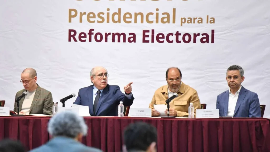Las magistraturas que integran la Sala Superior del TEPJF se reunirán con la Comisión Presidencial para la Reforma Electoral.