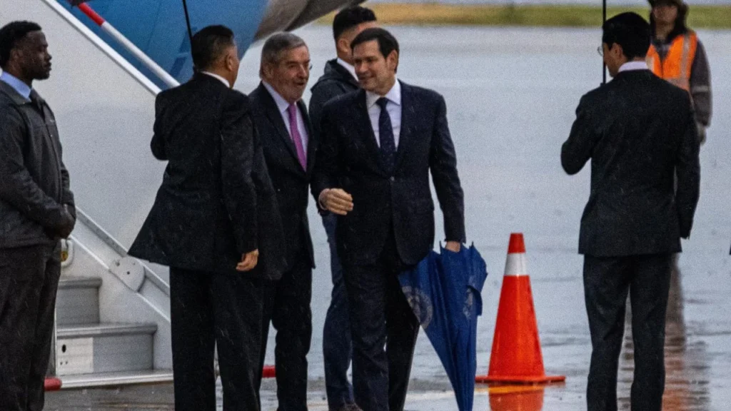 Marco Rubio, secretario de Estado de EU, arribo al AIFA; mañana se reúne con la presidenta Claudia Sheinbaum.