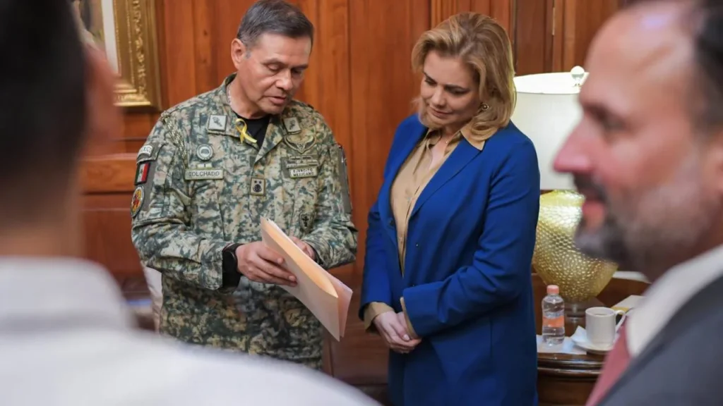 Maru Campos Galván se reunió con fuerzas de seguridad para el reforzamiento en labores de vigilancia.