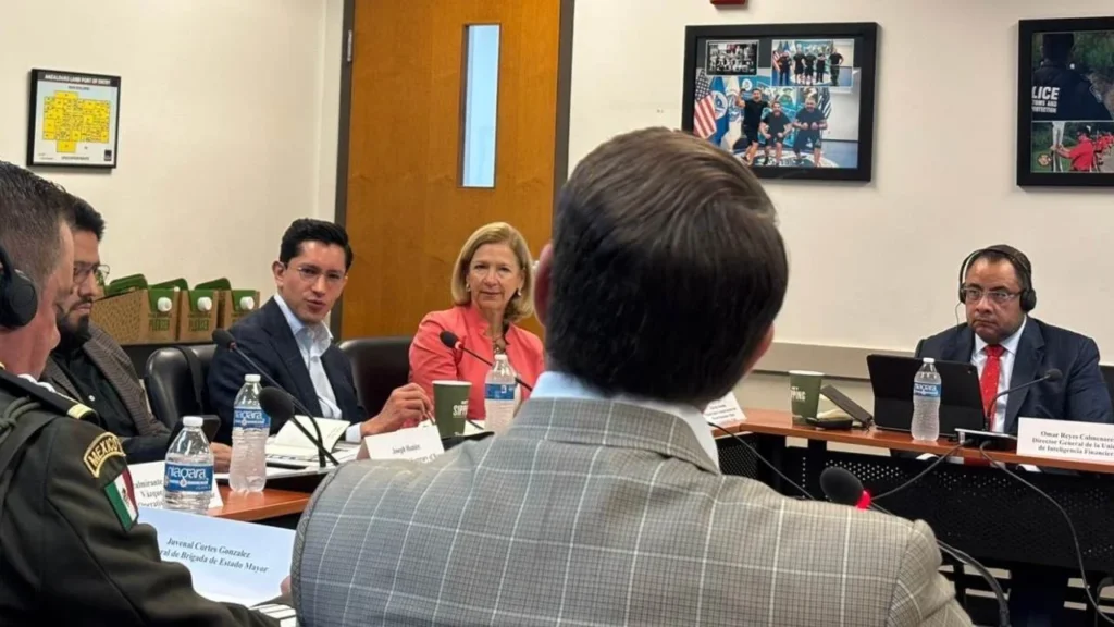 Representantes del Gabinete de Seguridad se reunieron en McAllen, Texas, con sus contrapartes del Gobierno de los Estados Unidos.