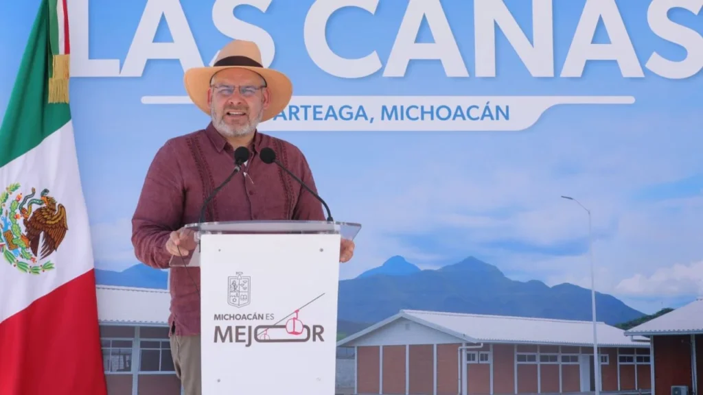 El gobierno de Michoacán inauguró un cuartel regional de la Guardia Civil que contribuirá a fortalecer la seguridad de la autopista Siglo XXI.