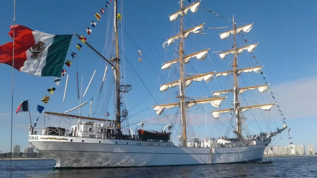 La Marina informó que concluyeron las reparaciones del buque “Cuauhtémoc” por lo que zarpó para pruebas en aguas de EU.