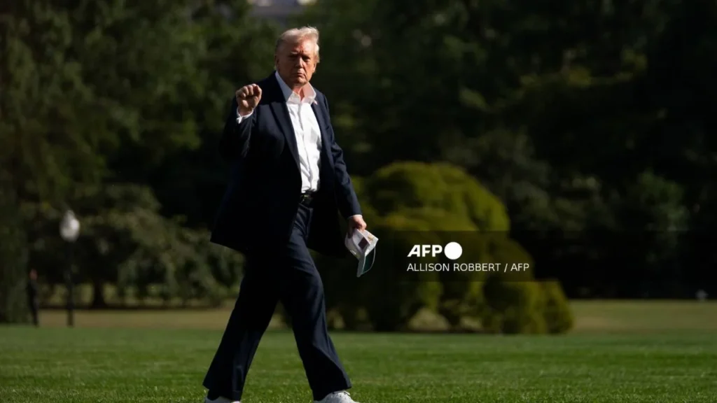 A través de Truth Social, Donald Trump reiteró su idea de imponer 100 por ciento de aranceles a las películas que se hagan fuera de EU.