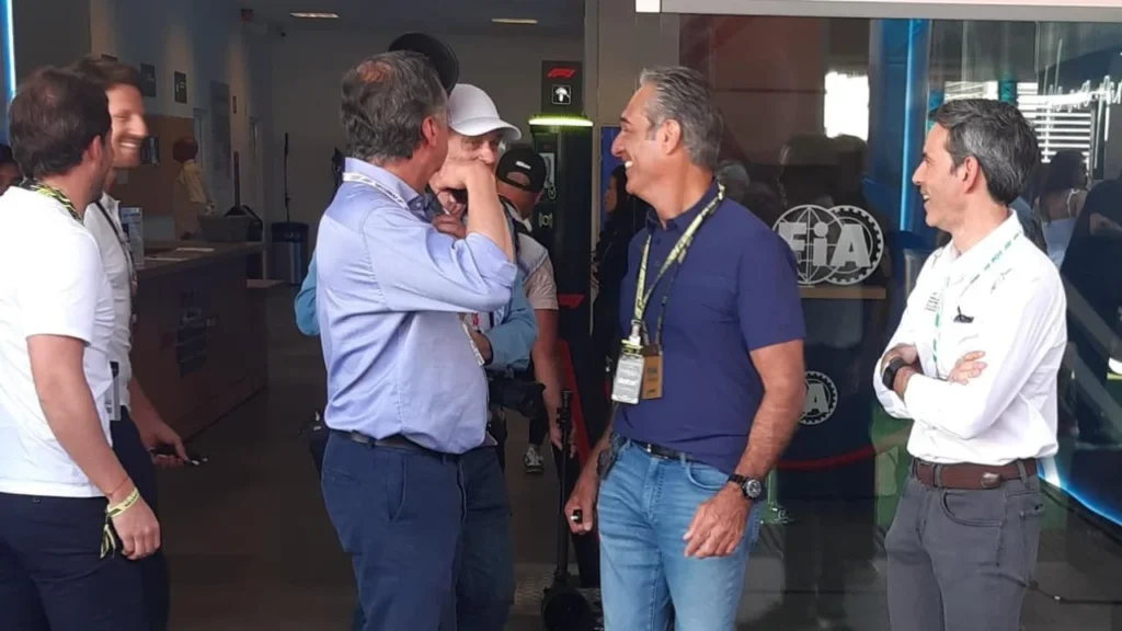 Carlos Slim Domit señala que incluso sin la figura de Sergio Pérez este año presenta una alternativa interesante con el cierre del campeonato y la pelea entre Oscar Piastri, Lando Norris y Max Verstappen