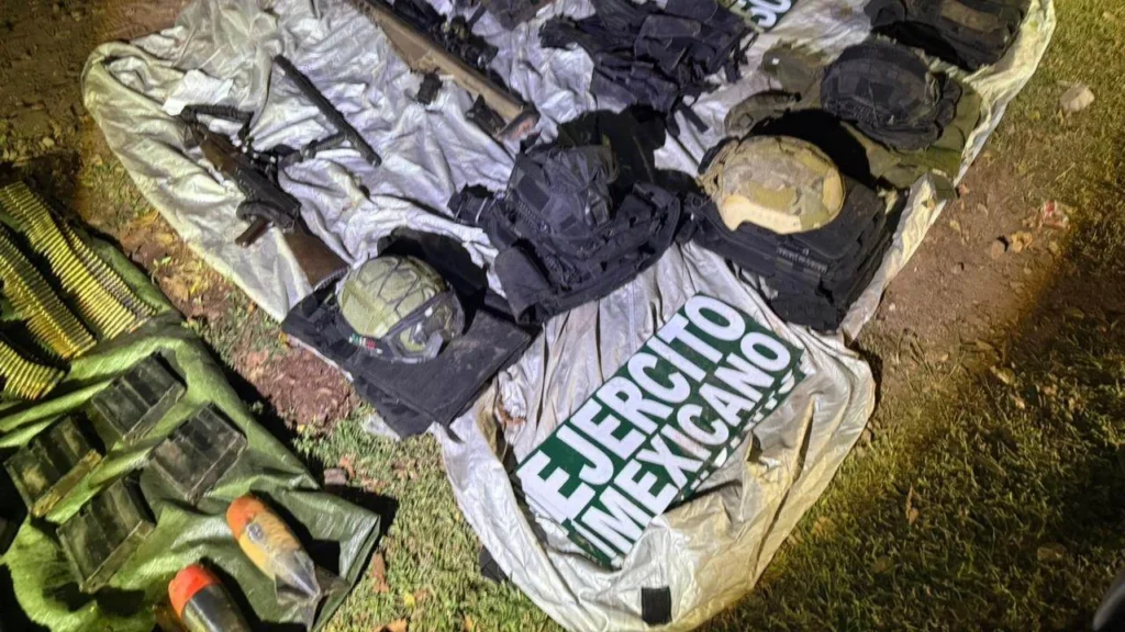 Autoridades federales detuvieron en Sinaloa a Filiberto “N”, integrante de “Los Chapitos” en posesión de armamento.