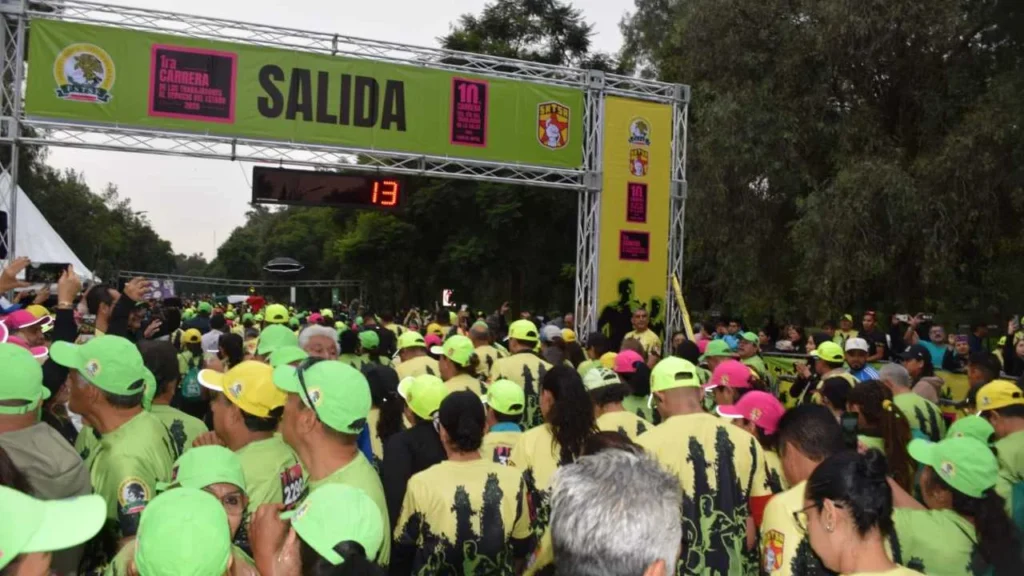Se llevó a cabo la 1ª Carrera Atlética de Trabajadores al Servicio del Estado.