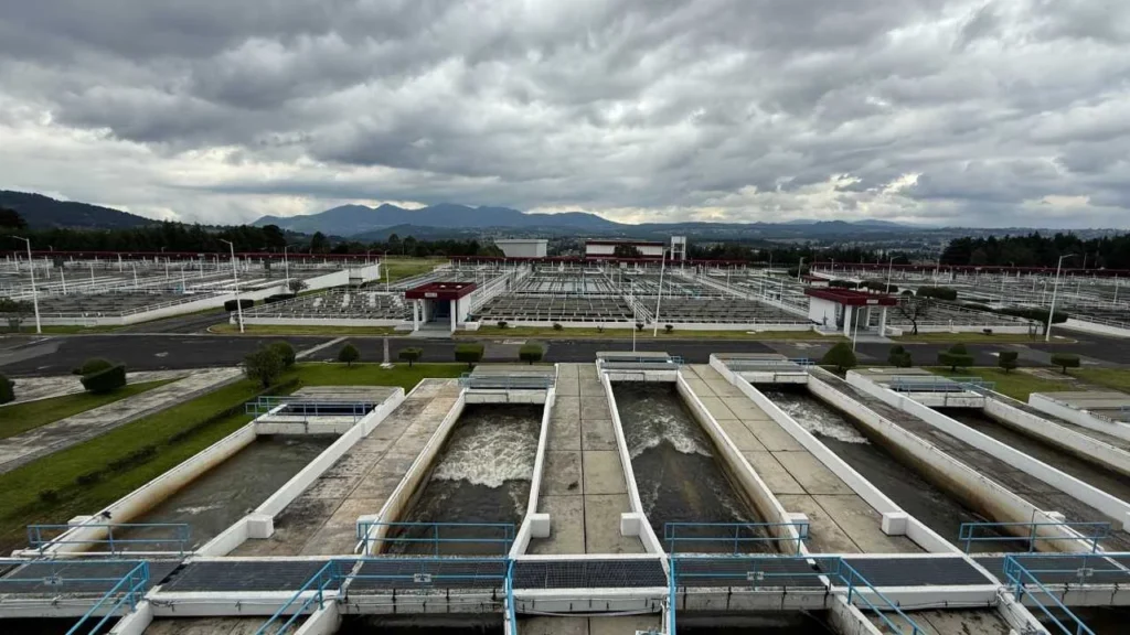 15 municipios mexiquenses y 13 alcaldías de la capital del país son los beneficiados con el incremento del caudal.