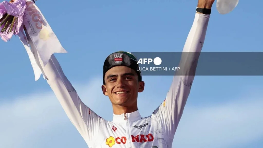  El ciclista mexicano llegó a 14 triunfos en esta temporada 2025.