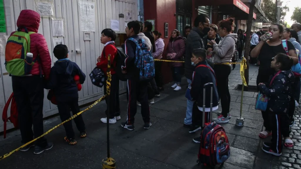 ¿Habrá mega puente para alumnos en noviembre 2025? Estoy dice la SEP.