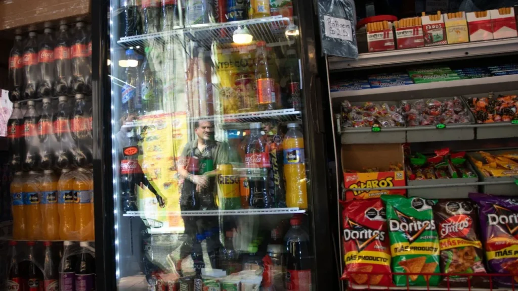Inflación en México vuelve a repuntar y cierra septiembre en un 3.76%
