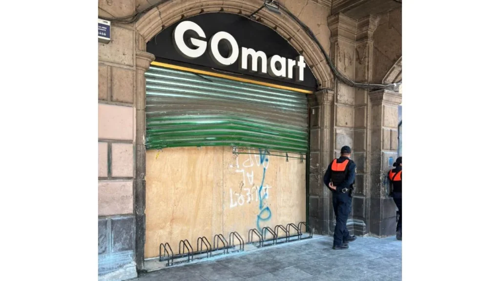  Establecimientos quedaron dañados tras los actos vandálicos en la marcha conmemorativa del 2 de octubre.