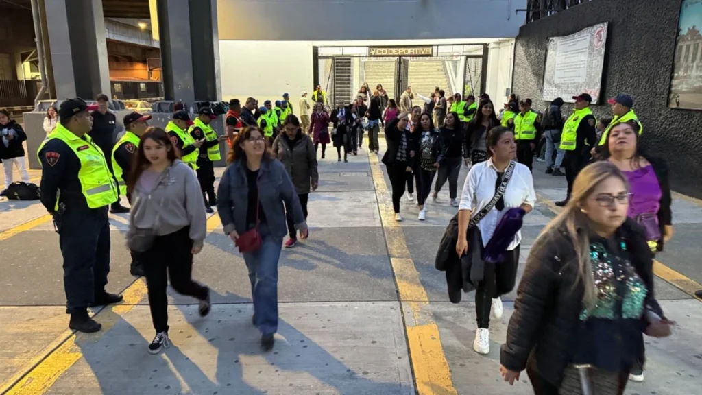 El Metro de la CDMX aseguró que la Línea 9 será de gran ayuda para aquellas personas que acudan a ver el Gran Premio de México.